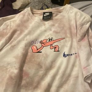 Nike tee